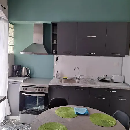 דירה Gnaios Penthouse *