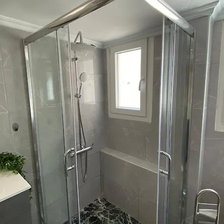 Gnaios Penthouse * סלוניקי