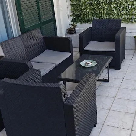דירה Gnaios Penthouse *